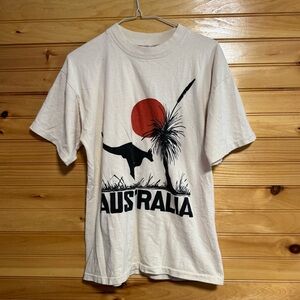 The Graphic Factory Vintage Australia Kangaroo Cream Single Stitch Tee Medium